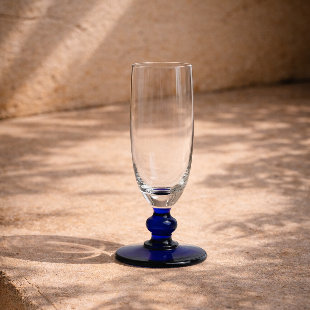 Champagneglazen met blauwe steel